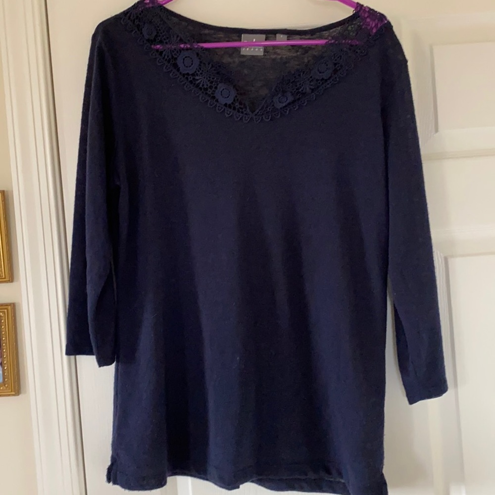 Blue Lace 3/4 sleeve top - Large